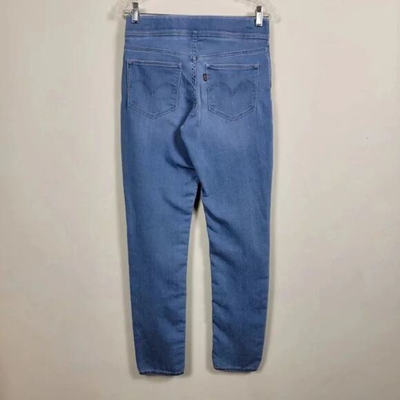 Levis High Rise Slim Leg Jeans Women Size 27 Light Wash Pull On Stretch - Picture 4 of 10